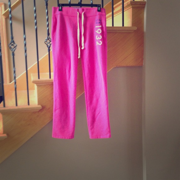 💥Sold💥Pink Gilly Hicks sweat pants - Picture 1 of 3