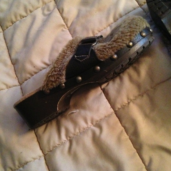 SOLD!!!! Clogs - Picture 2 of 3