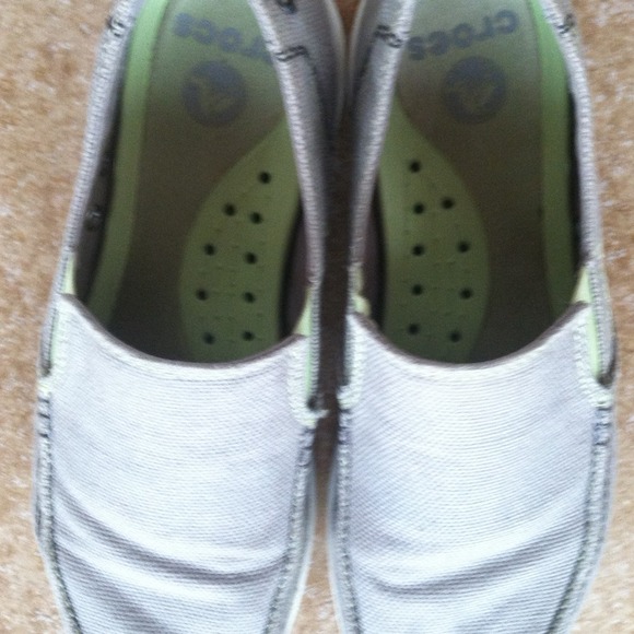 Crocs women's size 9.5