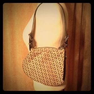 Vintage Fendi, 100% authentic (S)