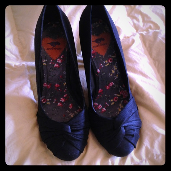 3" black Rocketdog heels
