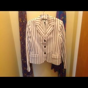 Ralph Lauren cream blazer w black stripes. Size 12