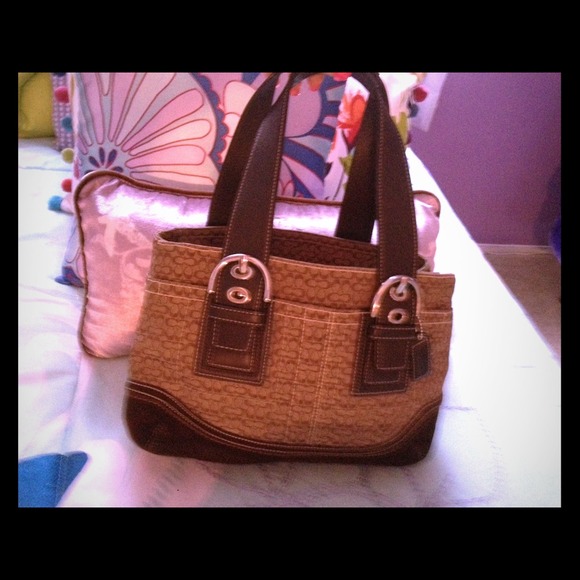 Authentic chocolate coach bag!