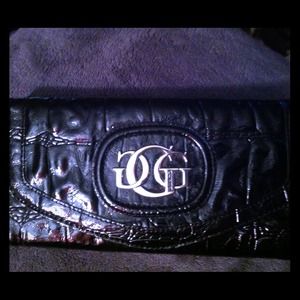 Authentic Guess Wallet! Never Used.
