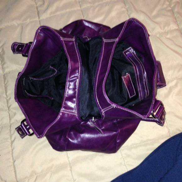 SOLD! Purse - Picture 2 of 4