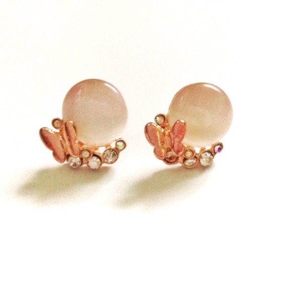 Cute Round Crystal Butterfly Stud Earrings