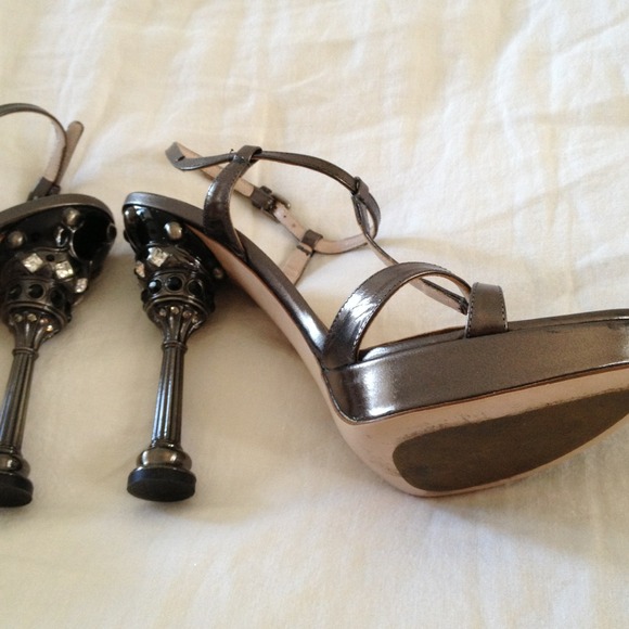 SOLD Stunning 100% authentic Miu Miu sandles! - Picture 4 of 4