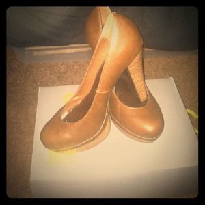 Brown 5 inch heels