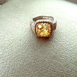Lia sophia Lemon Chiffon Ring Size 8