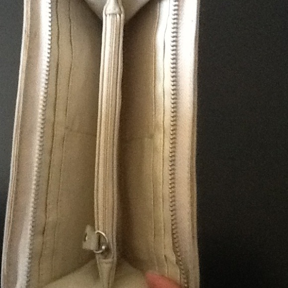 Wallet - Picture 3 of 3