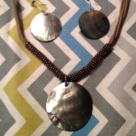 Lia Sophia necklace and no name matching earrings