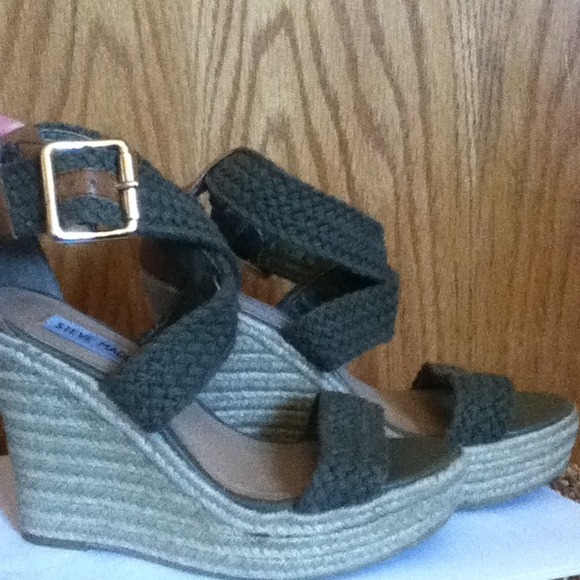 Steve Madden Wedges