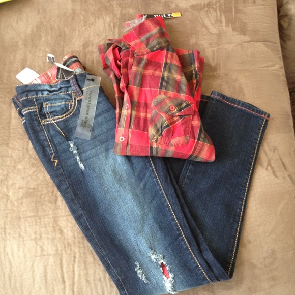 New distressed denim skinny