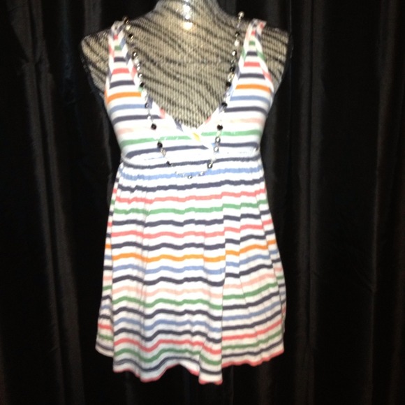 🚫🚫SOLD🚫🚫Hollister Flowy tank top