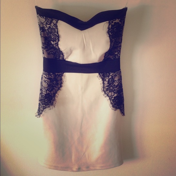 Beautiful black & white strapless dress