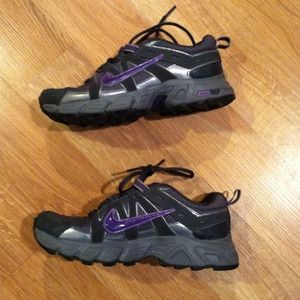 Nike grey and purple Size 6