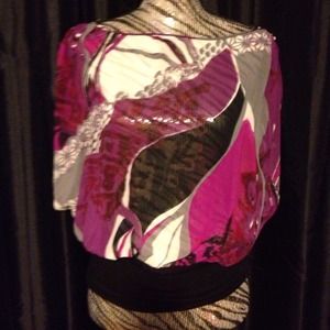 🚫🚫SOLD🚫🚫Rampage sheer top