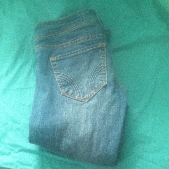 Hollister Skinny "SoCal Stretch" Jeans