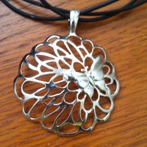 Butterfly sliver necklace