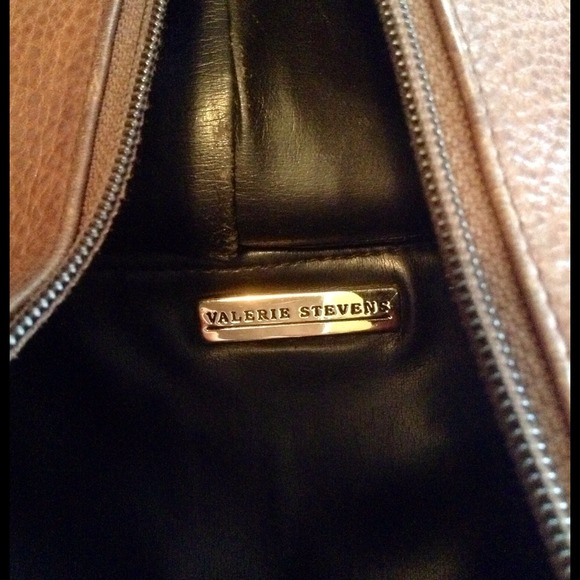 🌺Valerie Stevens Leather Bag🌺Was $40! - Picture 3 of 3
