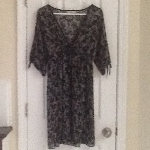 Cute dress!