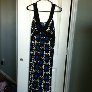 Maternity maxi dress