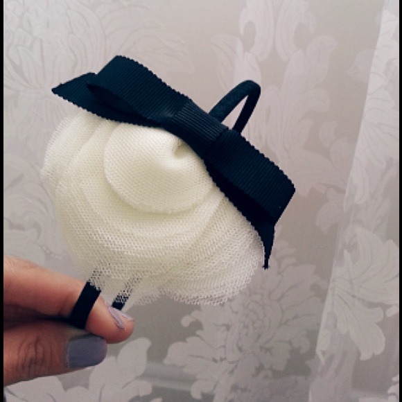 100% Handmade hair band