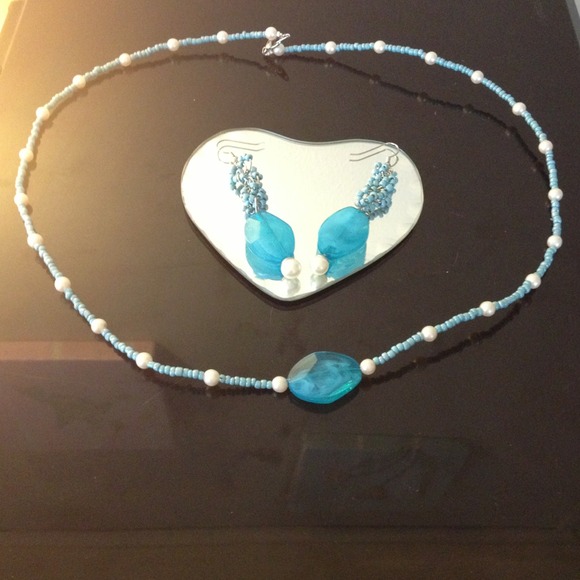 Necklace an earring set handmade