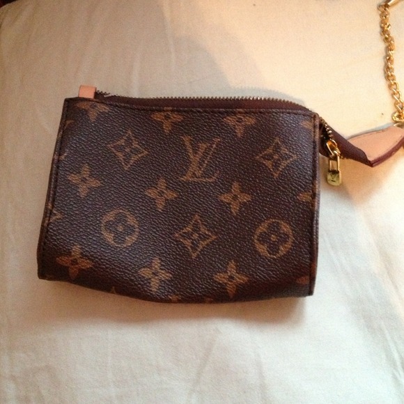 SOLD - Picture 1 of 2