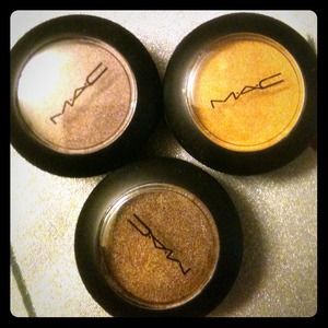 MAC eye shadowed