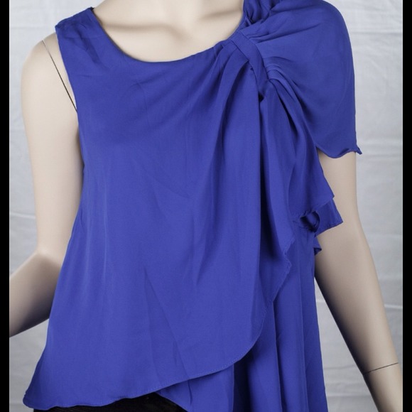 🚫SOLD IN BUNDLE🚫Uneven Layered Chiffon Top - Picture 2 of 4