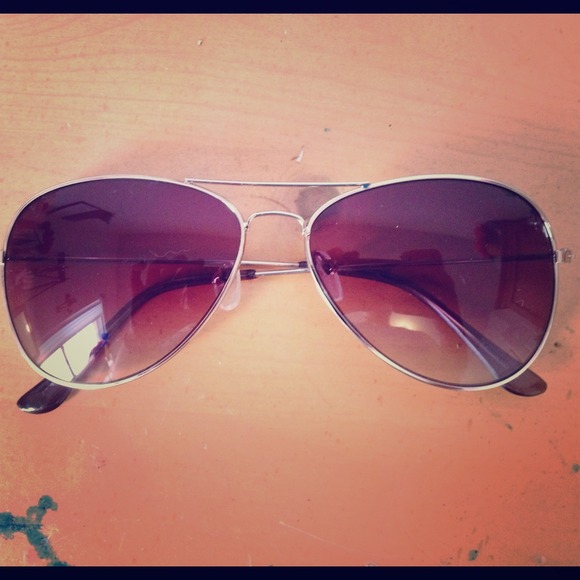 ✋Sold✋ Cute aviator sunglasses