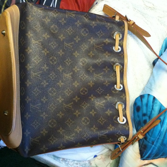 Louis Vuitton noe.