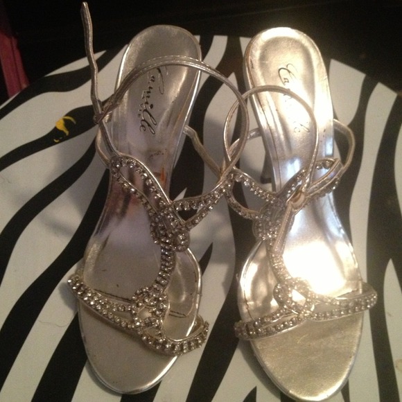 SILVER RHINESTONE STRAPPY PROM SHOES