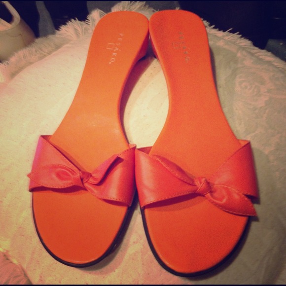 Cute orange sandles