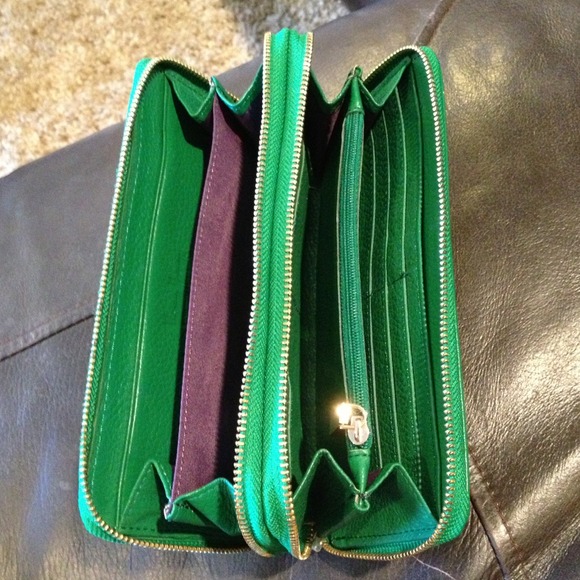 Neiman Marcus wallet - Picture 3 of 3