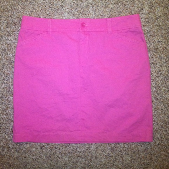 Lilly Pulitzer pink skirt