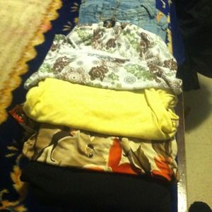 🌺📫Bundle trade for mommyjen📫🌺