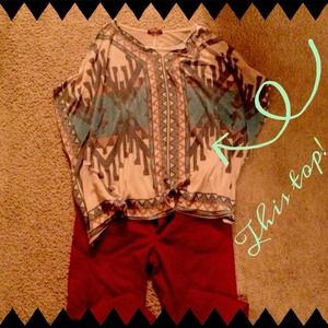 🎉 PRICE DROP! Adorable tribal top!