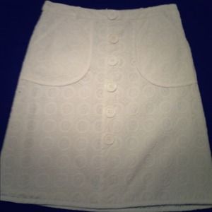 Cute white summer skirt .