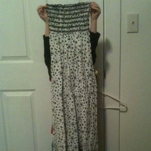 Traded*****Pretty maxi dress