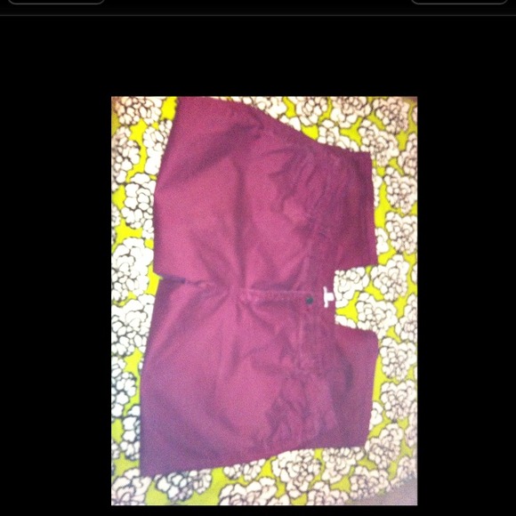 🎀Sold🎀Maroon cropped pants.  Plus size.