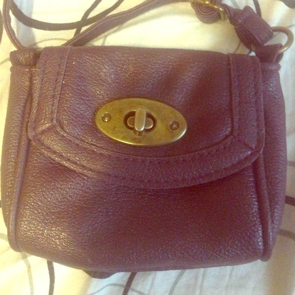 SOLD! Little purple crossbody! 😊