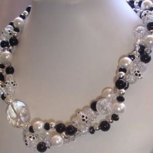 Triple layer crystal pearl necklace