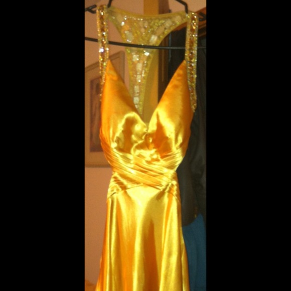 Prom dress