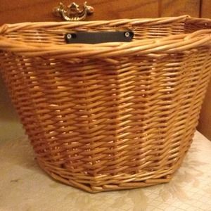 Wicker basket for bike/bicycle