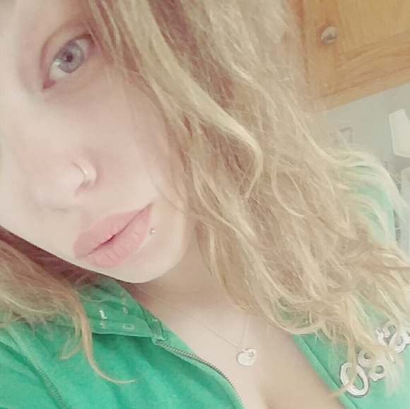 Meet Your Buyer/Seller! <3 xo - Picture 5 of 6