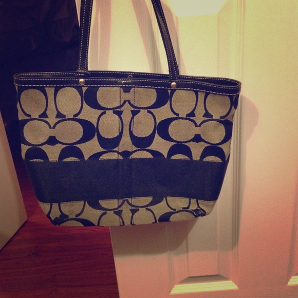 Coach purse