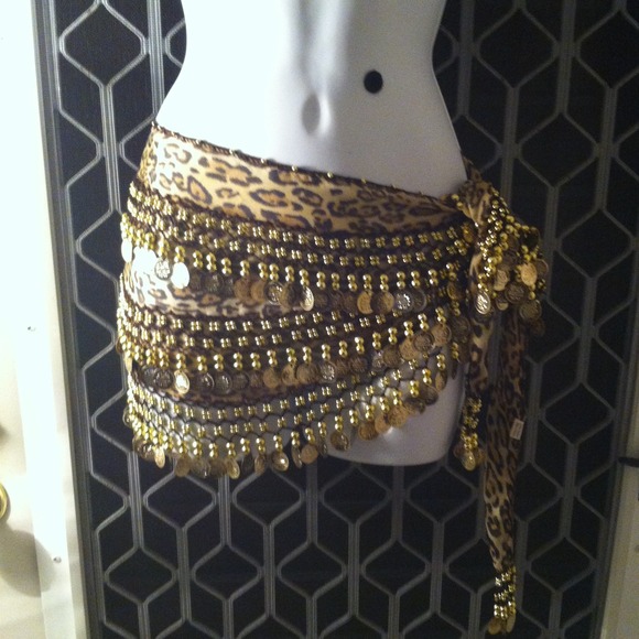 Beautiful scarf with coin