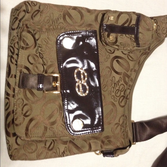 Cross body bag - Picture 2 of 3